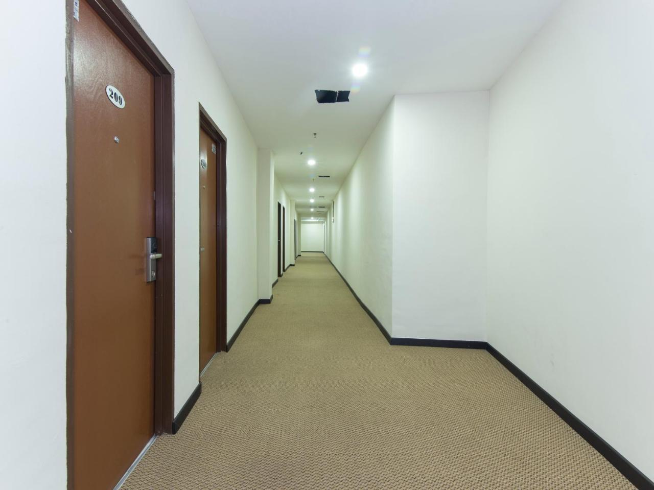Central Hotel Bahau ภายนอก รูปภาพ